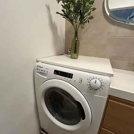 Unlock - Renovated With Elevator And Balcony Free Parking Apartament Thionville