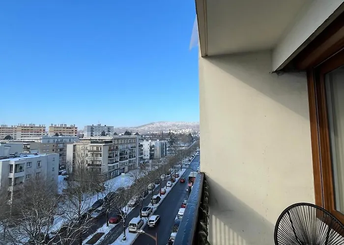 Unlock - Renovated With Elevator And Balcony Free Parking Thionville