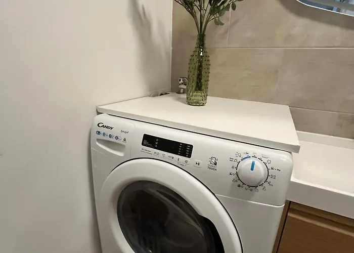 Unlock - Renovated With Elevator And Balcony Free Parking Apartmán Thionville